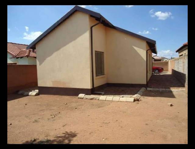 3 BEDROOM HOUSE FOR SALE IN SOSHANGUVE VV